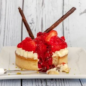 Seasonal fruit tart